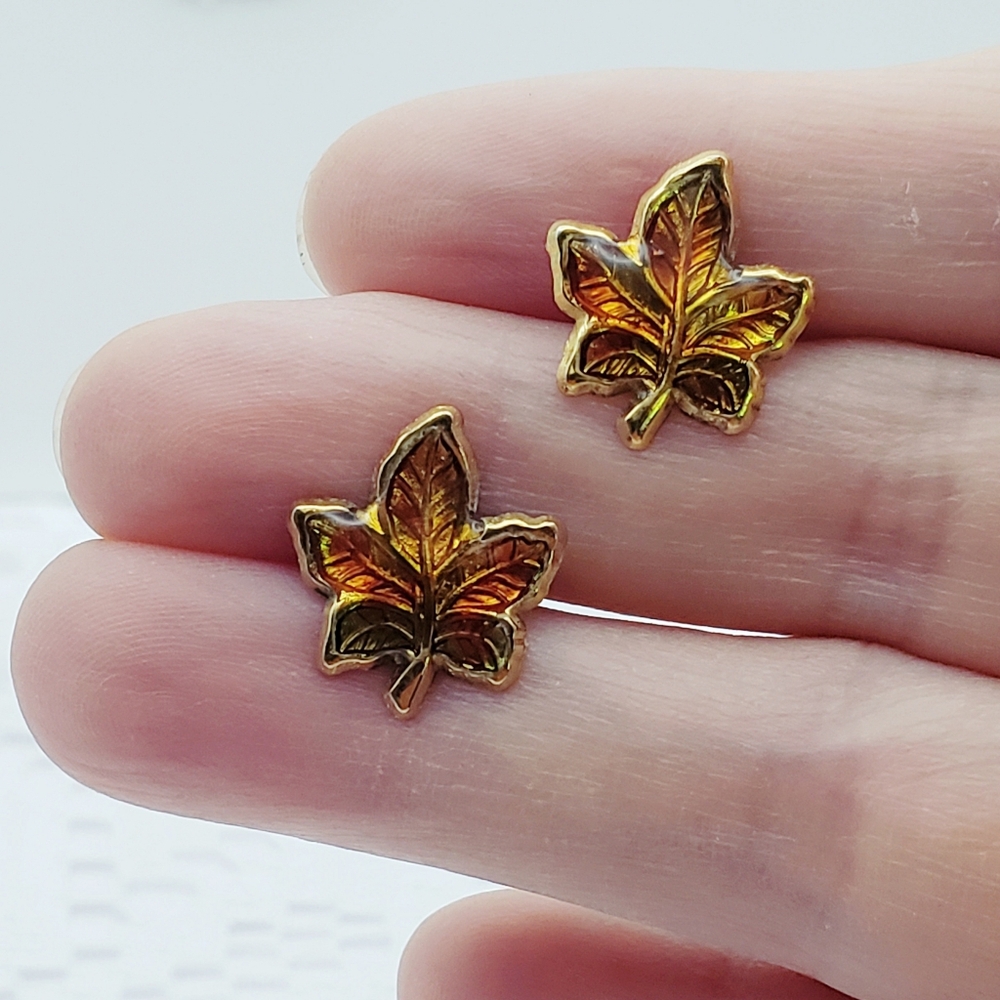 Beautiful Dainty Autumn Leaf Post Earrings - Picture 5 of 5